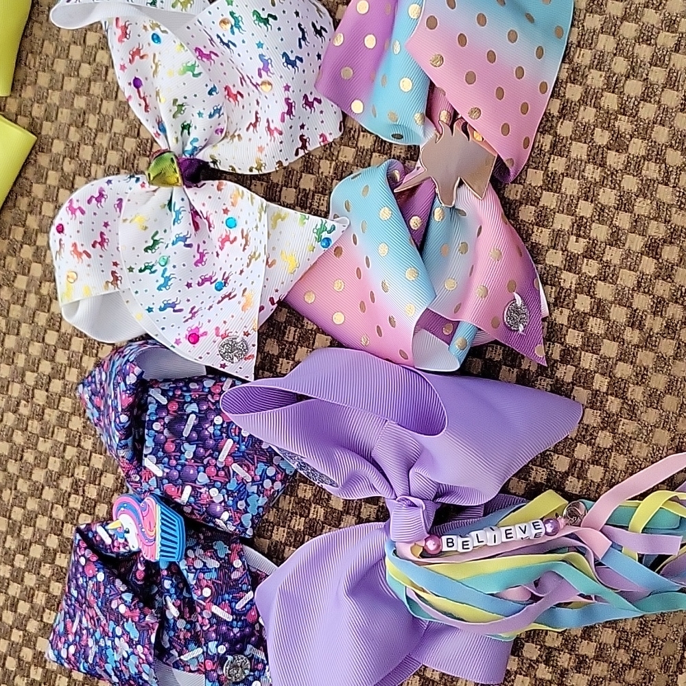 JoJo Siwa unicorn bows 🦄